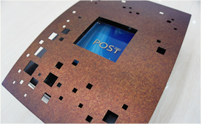 デザイン性のある表札とポストの展示商品